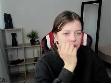 nellysunrise_1 from Chaturbate