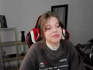 nellysunrise_1 from Chaturbate