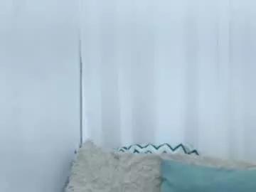 ninaa_fox from Chaturbate