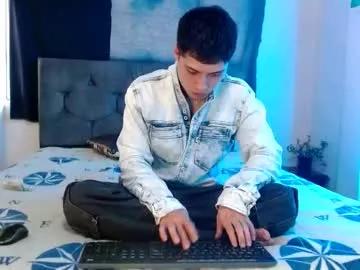 Nolanjay webcams show profile image 