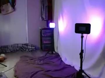 nvsnow777 from Chaturbate