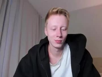 Omg_pie webcams show profile image 