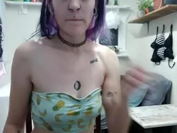 petite_emeri from Chaturbate is Freechat