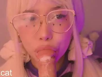 piinkcat from Chaturbate