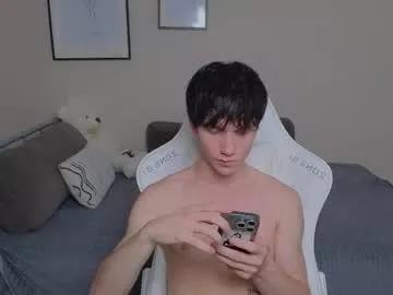 pupsenish from Chaturbate