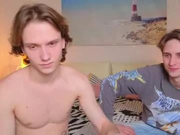pupsenish from Chaturbate