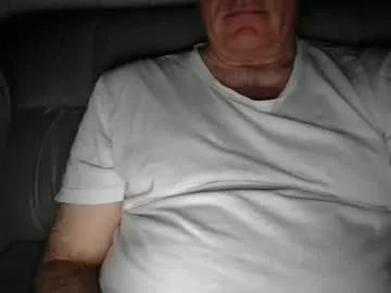pussyslav39 from Chaturbate