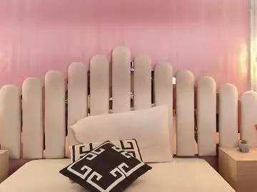 qeen_blackk from Chaturbate