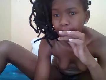 queenleona61 from Chaturbate