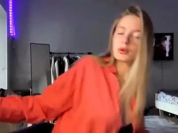 raneeleuthold on Chaturbate