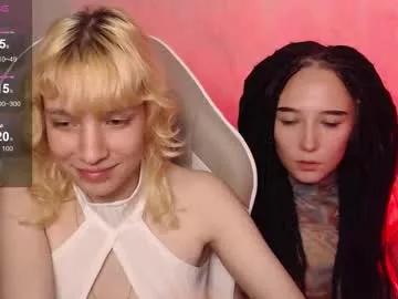 robin_yours from Chaturbate is Freechat