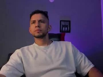 ronnie_miller1 from Chaturbate