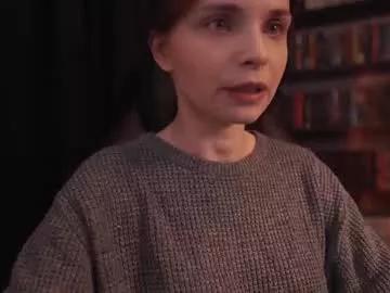 running_with_the_wolves from Chaturbate