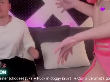 sansa_mur from Chaturbate