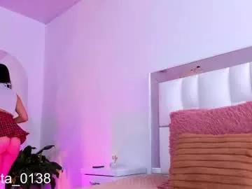 sara_goddess01 from Chaturbate