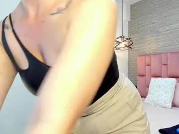 sarahdeyvis from Chaturbate