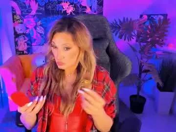sarahholly from Chaturbate