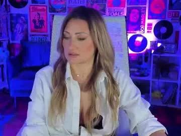 sarahholly from Chaturbate