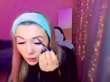 sarahmils from Chaturbate