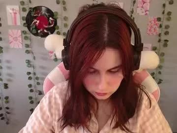 sarakinski from Chaturbate