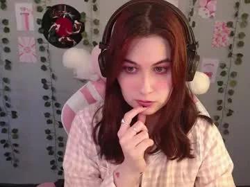 sarakinski from Chaturbate