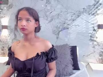 saray_lowry from Chaturbate