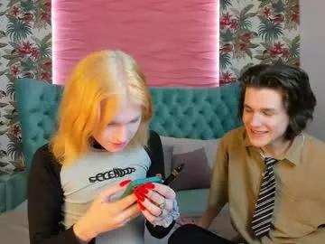 sashafucksasha from Chaturbate