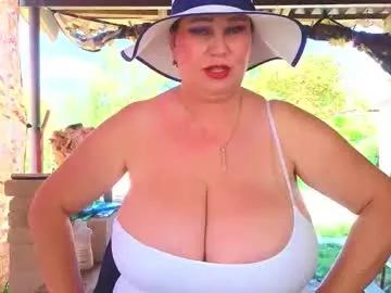 sassy_seasons from Chaturbate
