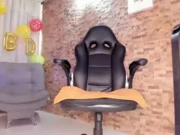 sava_lee from Chaturbate