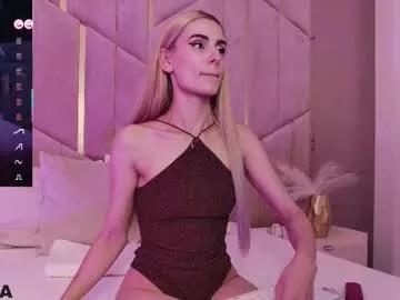 selenadaze from Chaturbate