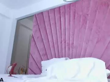 selenadaze from Chaturbate