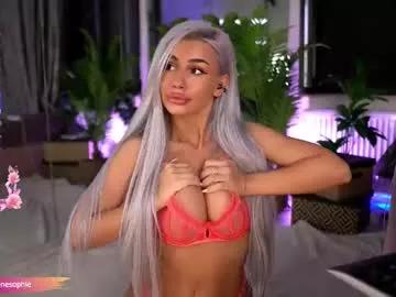 serene_sophiex from Chaturbate