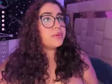 sheeylaroee from Chaturbate