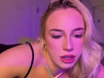 skyyler1 from Chaturbate