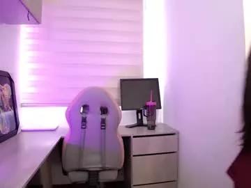 soffi_rousel_ from Chaturbate