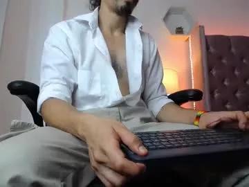 Sr_magnus_ webcams show profile image 