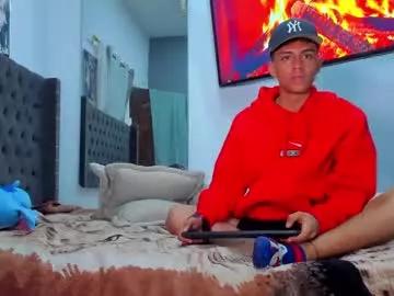 stiiveen_24cm from Chaturbate