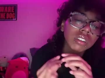 strrwberry from Chaturbate