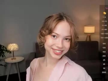 sunnivagaillard from Chaturbate