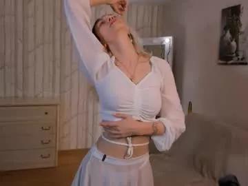 sunny_honeey from Chaturbate