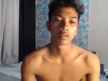 sweet_guyxx from Chaturbate