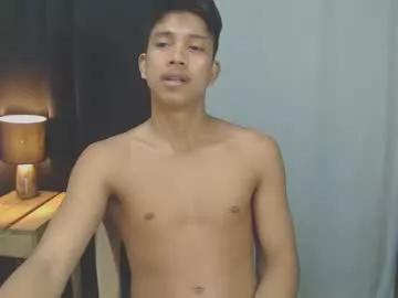 sweet_guyxx from Chaturbate