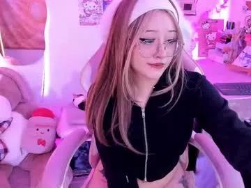 sweet_lilly_sweet from Chaturbate