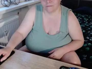 sweetboobs85h from Chaturbate