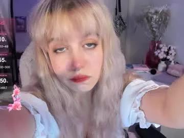 sweetcheecksmolly from Chaturbate