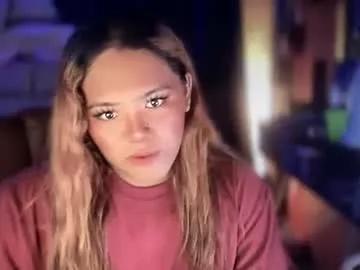sweethot_bella from Chaturbate