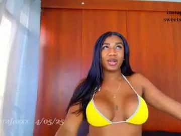 sweetsarafoxxx from Chaturbate