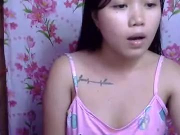 sweetvelvetkisscs_4u from Chaturbate