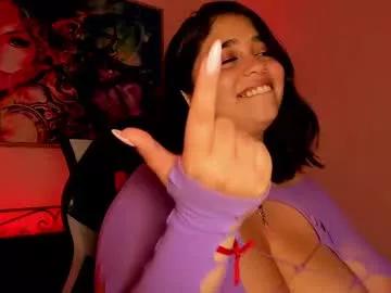 tati_reyes from Chaturbate