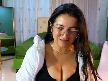 tessa_drawing from Chaturbate
